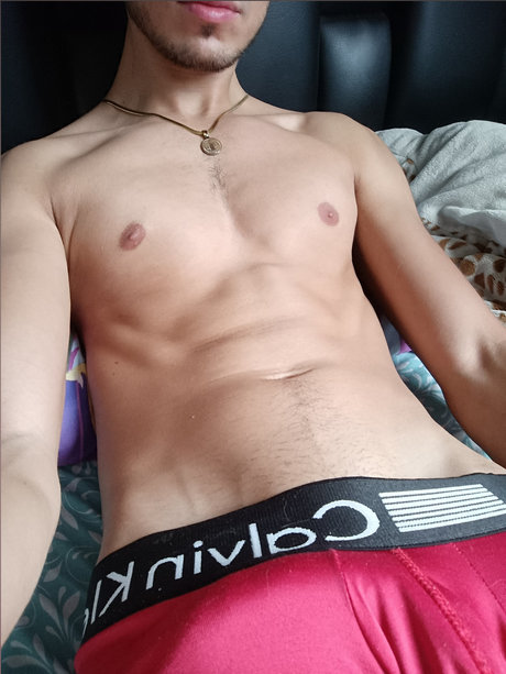 Naakte gelekte OnlyFans-foto van Pana Medelln
