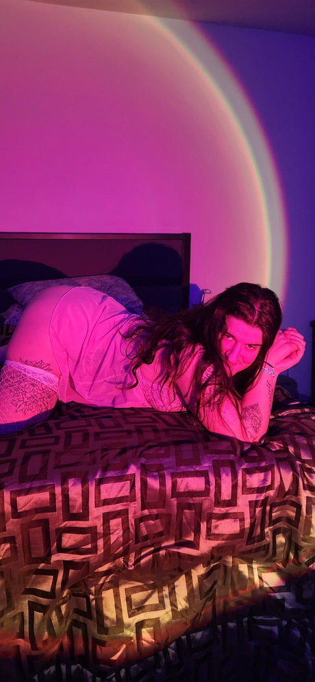 Naakte gelekte OnlyFans-foto van Miss M