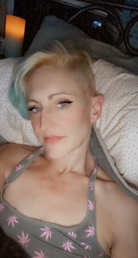 Naakte gelekte OnlyFans-foto van Princess Leia
