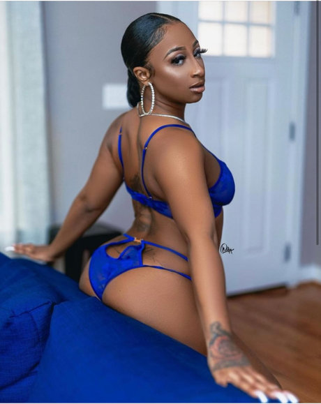 Naakte gelekte OnlyFans-foto van Boujieebadd 