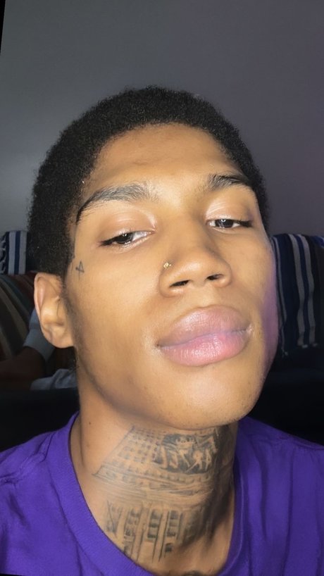 Naakte gelekte OnlyFans-foto van Bigbank