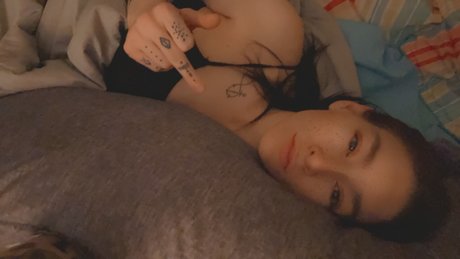 Naakte gelekte OnlyFans-foto van Boni
