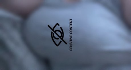 Naakte gelekte OnlyFans-foto van Raven