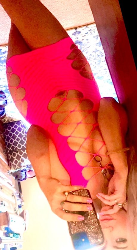 Naakte gelekte OnlyFans-foto van Maria Jules