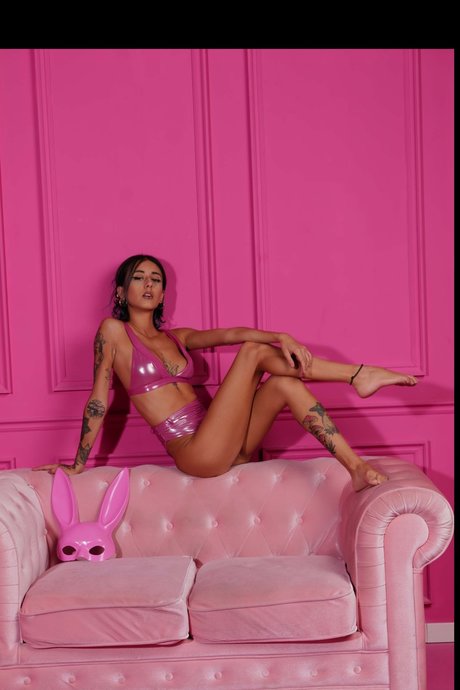 Naakte gelekte OnlyFans-foto van Maria Mateo