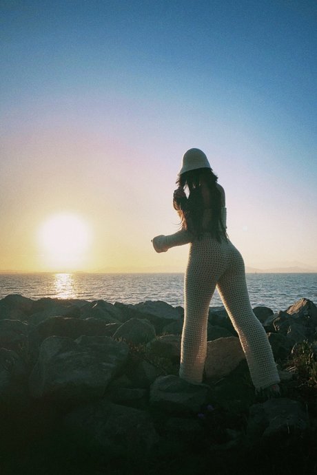 Naakte gelekte OnlyFans-foto van 666 Lut