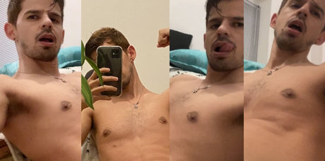 Naakte gelekte OnlyFans-foto van Rodaishi
