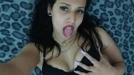 Naakte gelekte OnlyFans-foto van Roco Jazmn