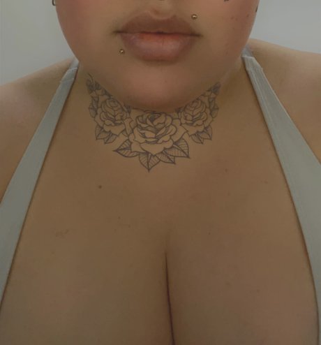 Naakte gelekte OnlyFans-foto van Marisol Duarte