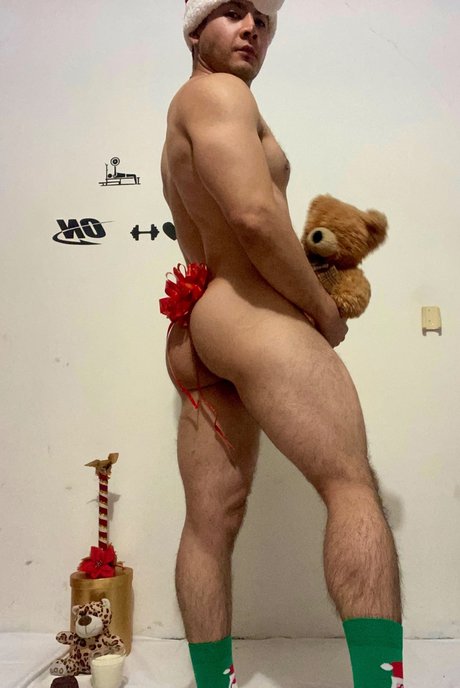 Naakte gelekte OnlyFans-foto van Mario Gonzlez