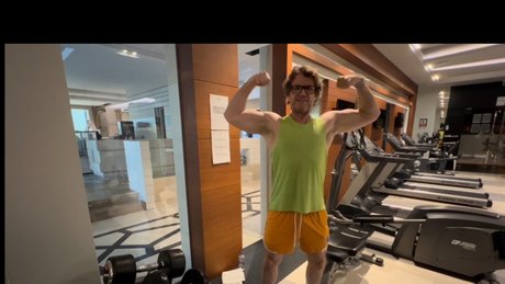 Naakte gelekte OnlyFans-foto van Babsfit