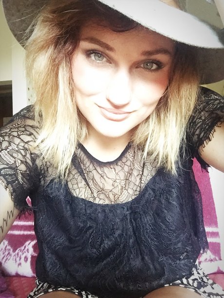 Naakte gelekte OnlyFans-foto van A