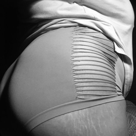 Naakte gelekte OnlyFans-foto van Bootythang