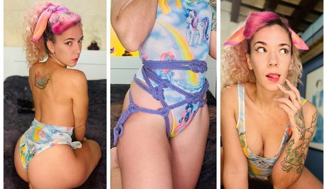 Naakte gelekte OnlyFans-foto van Shibari Babe
