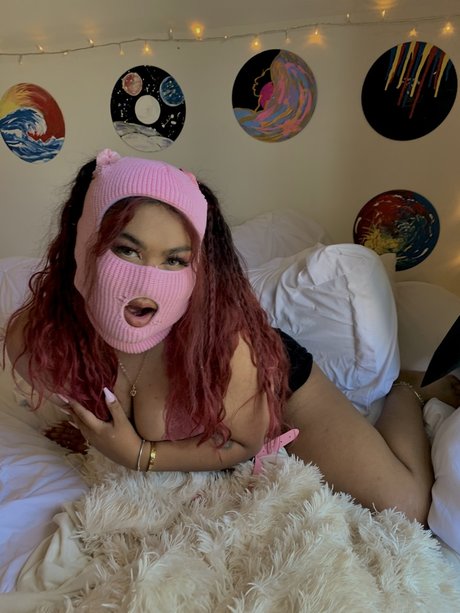 Naakte gelekte OnlyFans-foto van Kimora 
