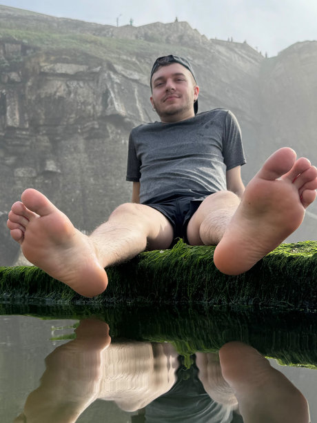 Naakte gelekte OnlyFans-foto van Nathan 