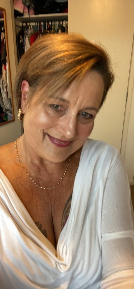 Naakte gelekte OnlyFans-foto van Maverickchic