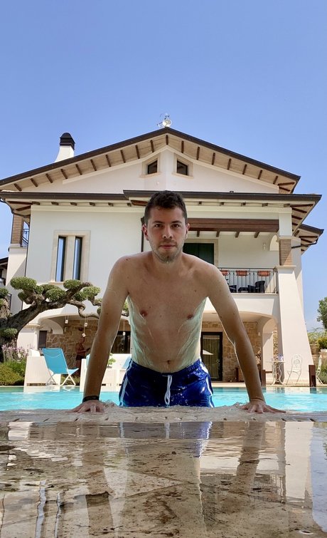 Naakte gelekte OnlyFans-foto van Mattybo95