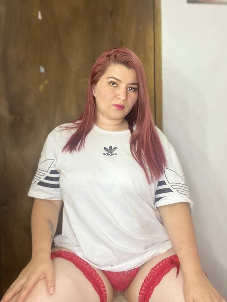Naakte gelekte OnlyFans-foto van Dulcecita