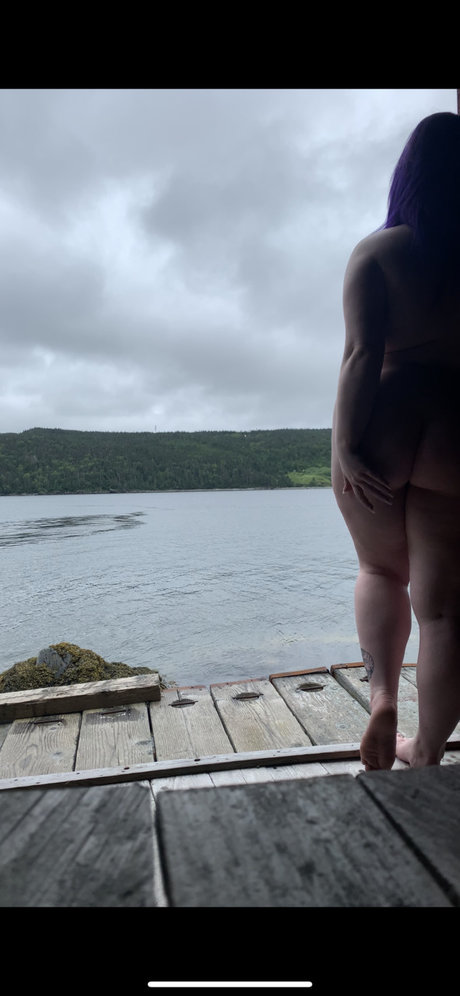 Naakte gelekte OnlyFans-foto van Mary