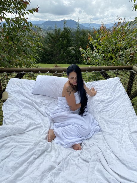 Naakte gelekte OnlyFans-foto van Marisela Florez Agudelo