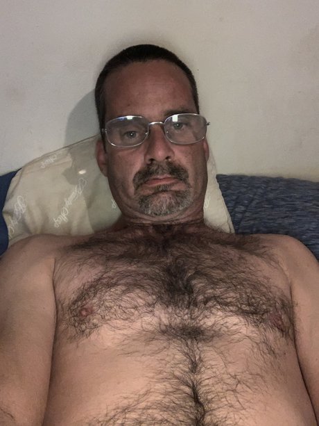 Naakte gelekte OnlyFans-foto van Michael