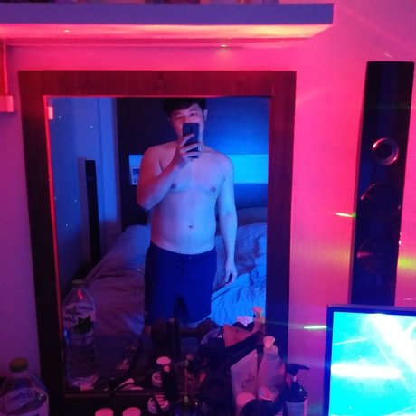 Naakte gelekte OnlyFans-foto van 