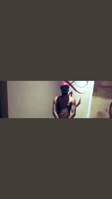 Naakte gelekte OnlyFans-foto van Blackjackking 