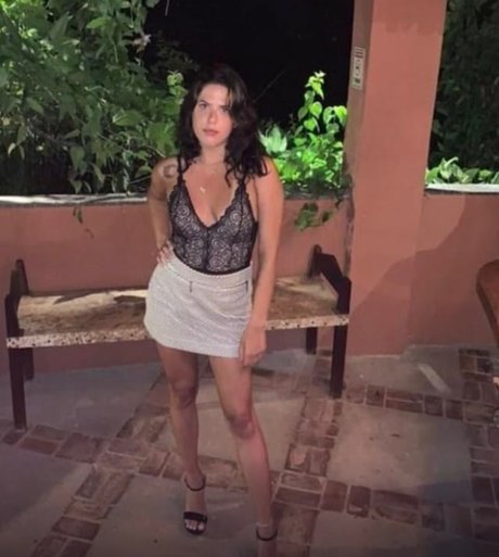 Naakte gelekte OnlyFans-foto van Mayababy