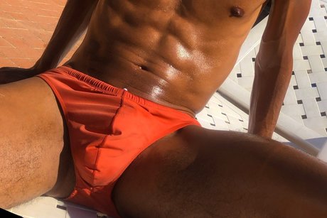 Naakte gelekte OnlyFans-foto van Jjgarciaarenas