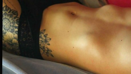 Naakte gelekte OnlyFans-foto van Alexandria 
