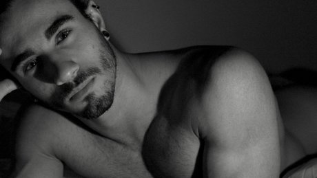 Naakte gelekte OnlyFans-foto van Megik