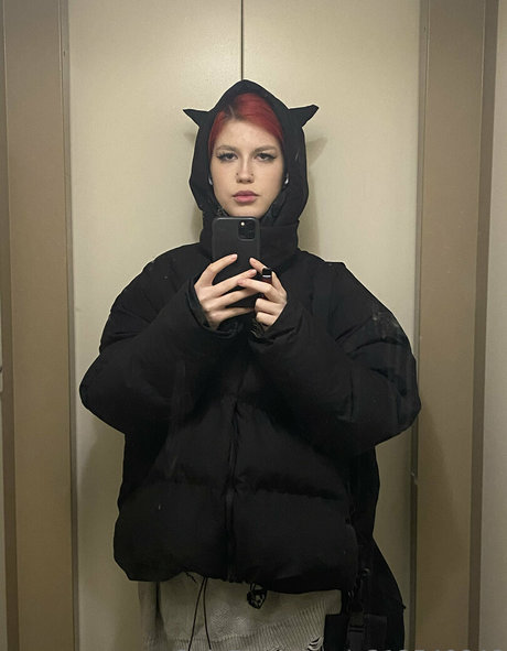 Naakte gelekte OnlyFans-foto van Lindadragon