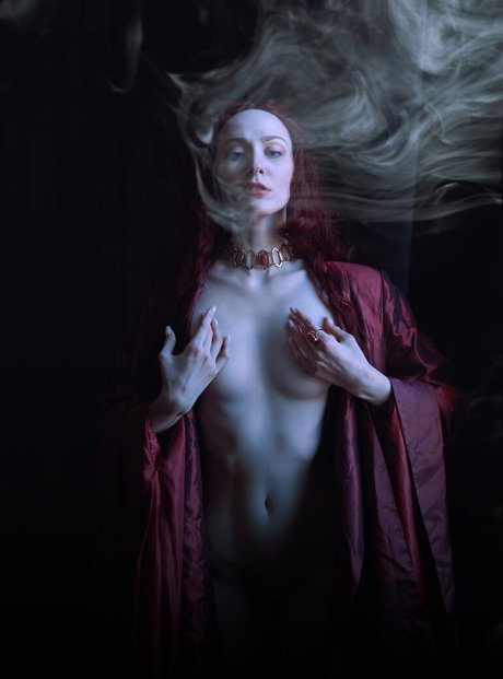 Naakte gelekte OnlyFans-foto van Maria Muller Cosplay
