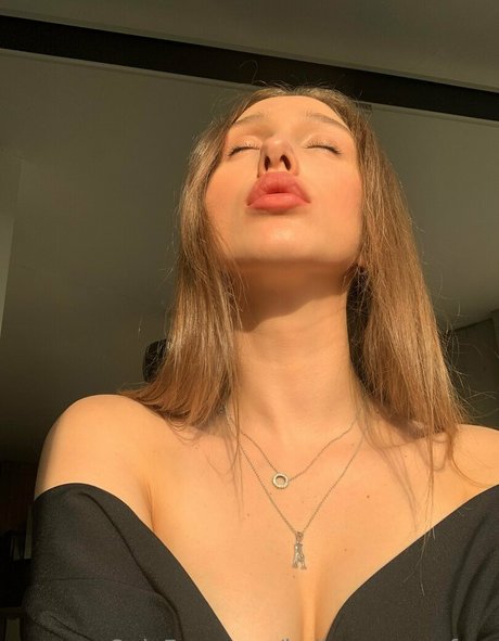Bella_cooper_free