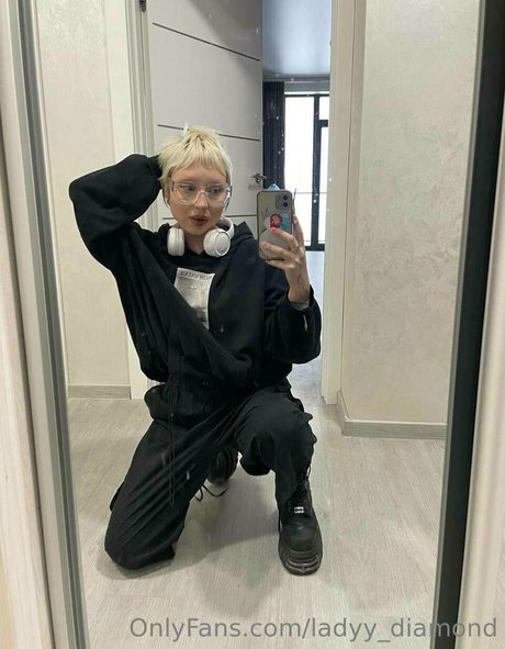 Ladyy_diamond
