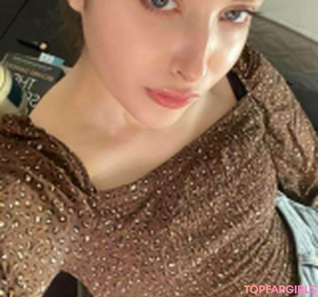 Naakte gelekte OnlyFans-foto van Miavilliers #3 Naakte gelekte OnlyFans-foto van Miavilliers #3