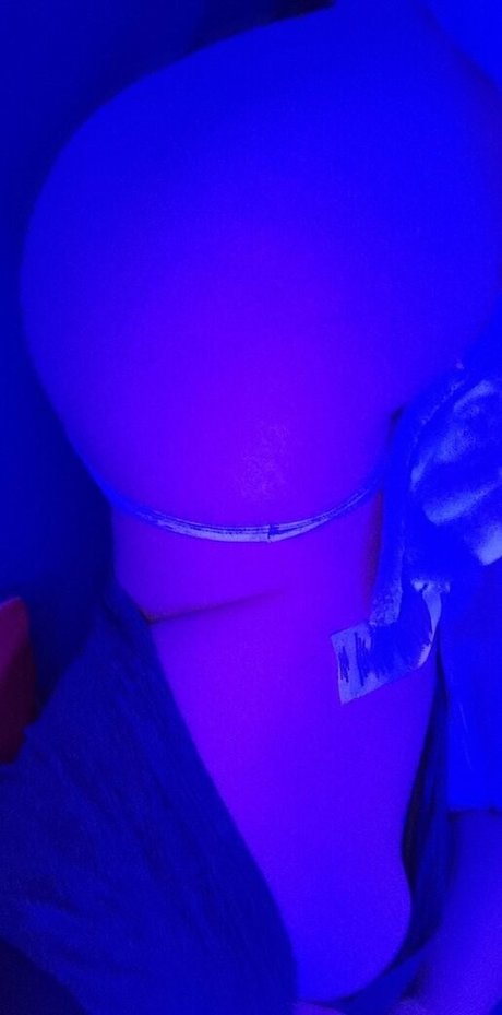 Naakte gelekte OnlyFans-foto van Xchubbyxgirlx