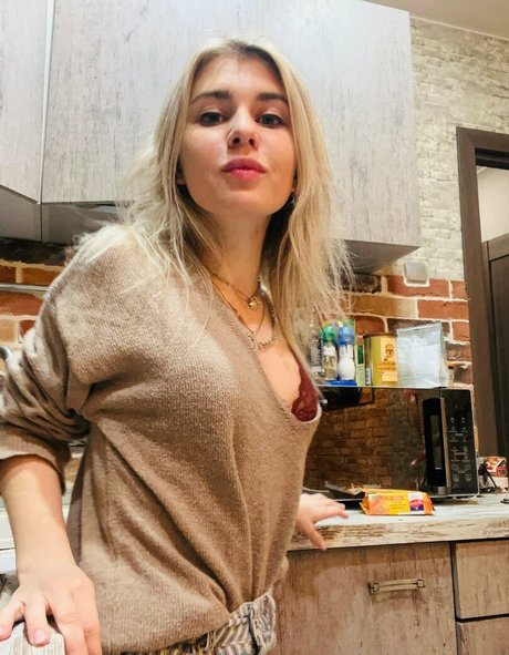 Naakte gelekte OnlyFans-foto van Mistylove1
