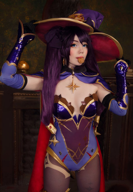 Naakte gelekte OnlyFans-foto van Caticorncosplay