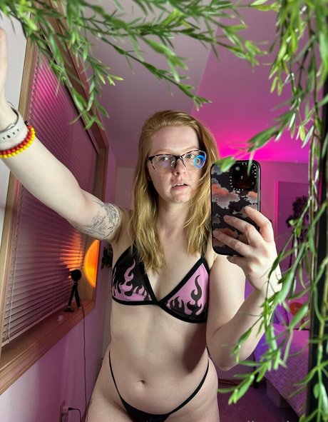 Roxyredheadxoxo