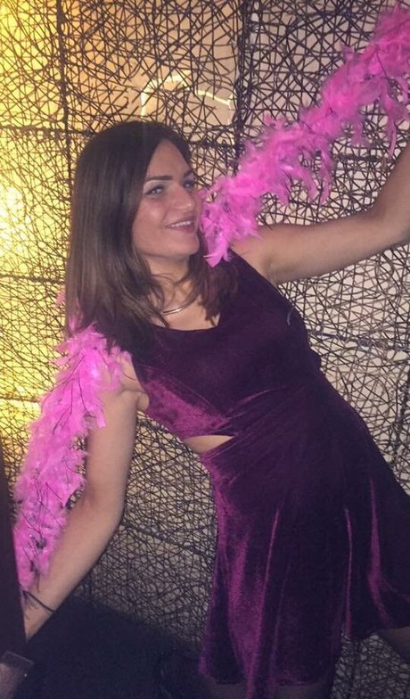 Naakte gelekte OnlyFans-foto van Lana D