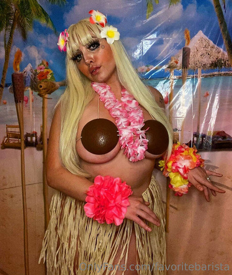 Naakte gelekte OnlyFans-foto van Favoritebarista
