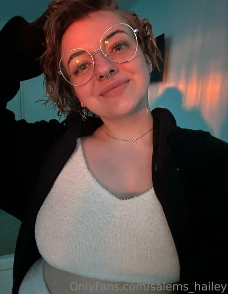 Salems_hailey