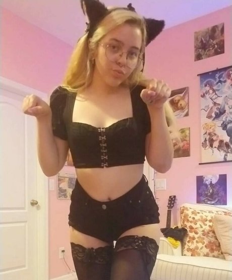 Naakte gelekte OnlyFans-foto van Lvkrd