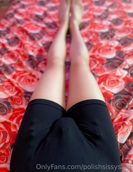 Naakte gelekte OnlyFans-foto van Polishsissysara