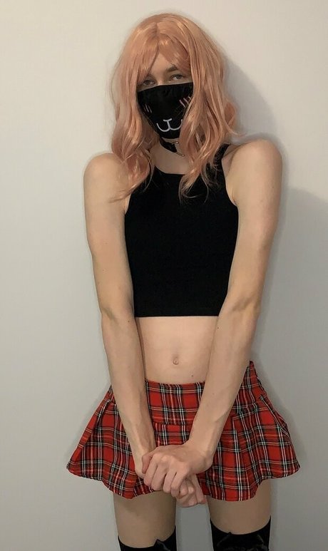 Naakte gelekte OnlyFans-foto van Femboycherryblossom