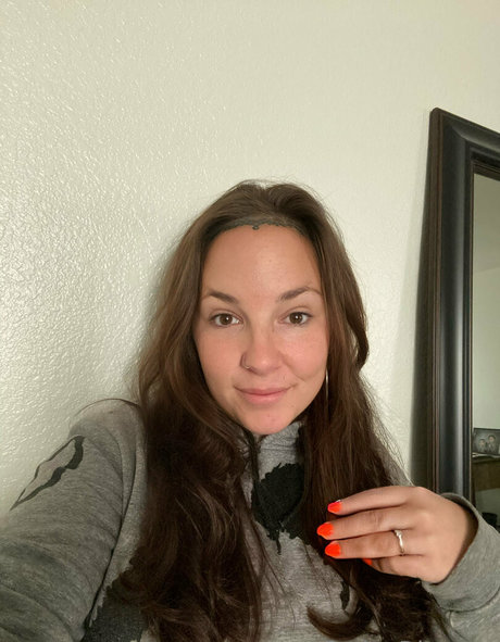 Naakte gelekte OnlyFans-foto van Corinasbooty