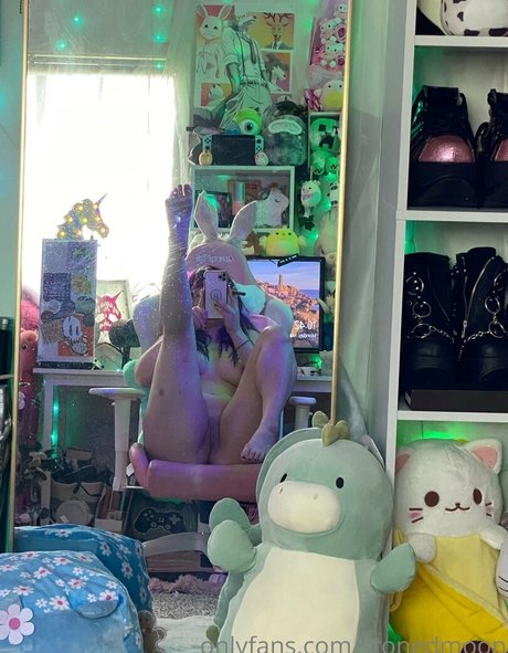 Naakte gelekte OnlyFans-foto van Stonedmoon