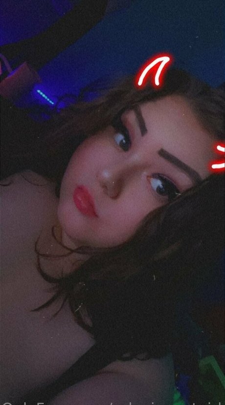 Naakte gelekte OnlyFans-foto van Urlovingcatgirl